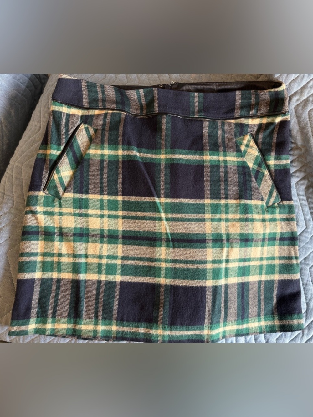 Tommy Hilfiger preppy plaid flannel lined mini skirt, size 6